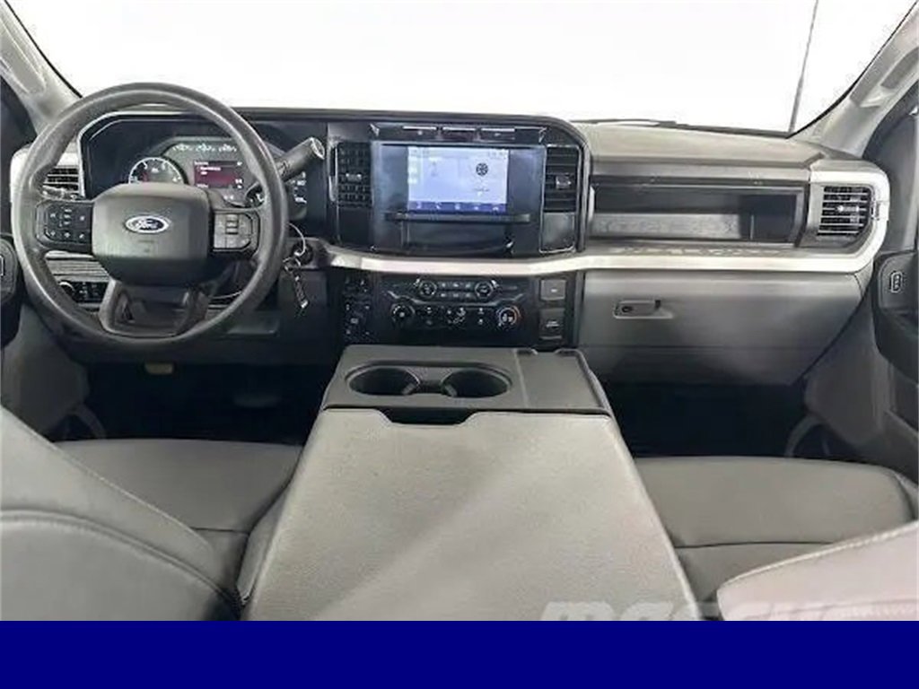 2024 Ford F-250 XL photo 2