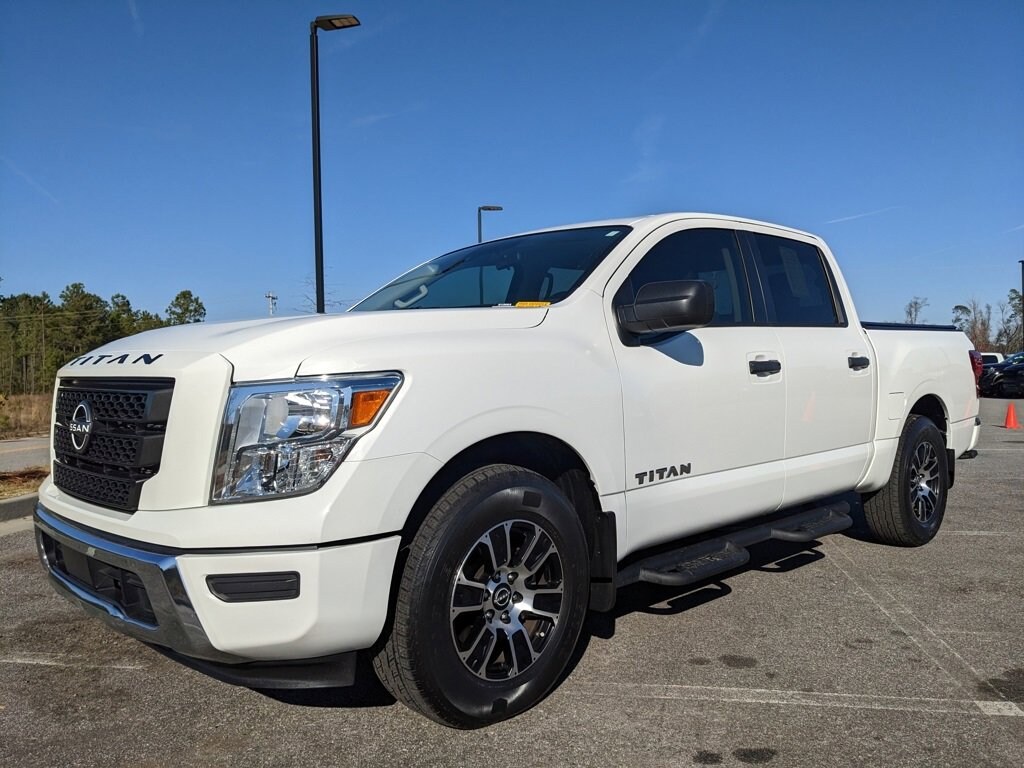 Used 2023 Nissan Titan SV 4x2 Crew Cab SV