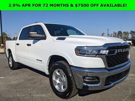 2026 Ram 1500 BIG HORN CREW CAB 4X4 5'7 BOX Pickup