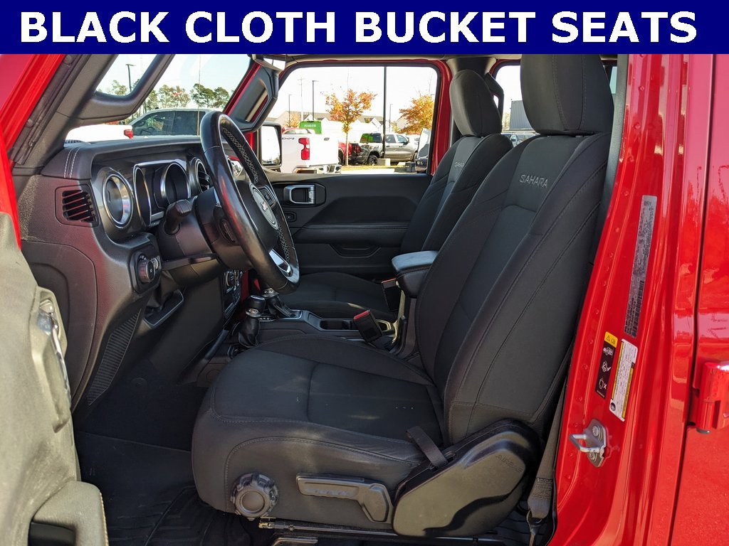 2022 Jeep Wrangler Unlimited Sahara photo 4