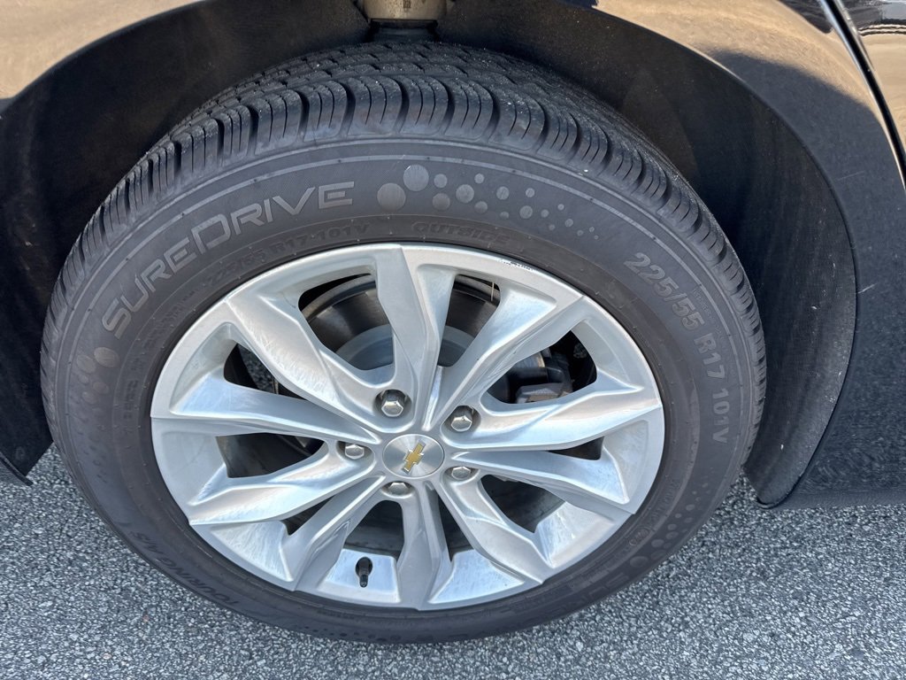 2024 Chevrolet Malibu 1LT photo 3
