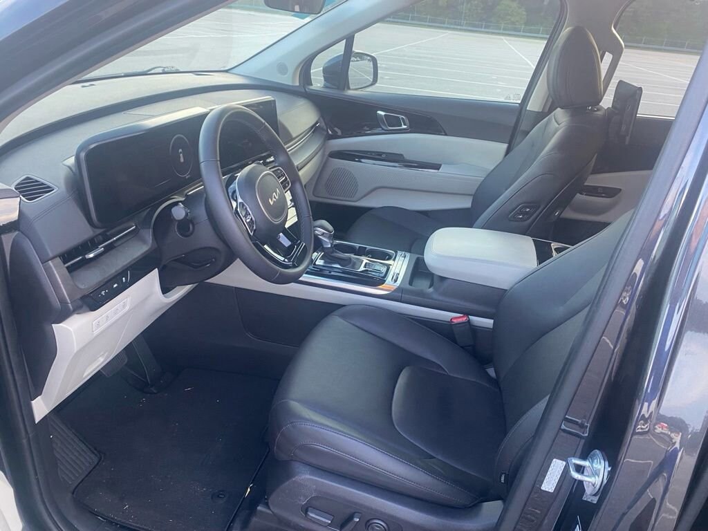 Used 2024 Kia Carnival SX SX FWD