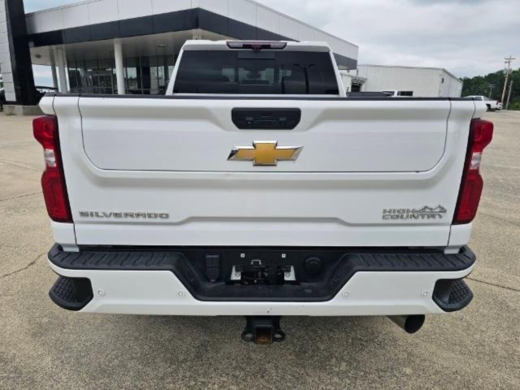 Used 2022 Chevrolet Silverado 2500HD High Country 4WD Crew Cab 159 High Country
