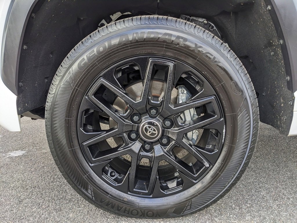 2025 Toyota Tundra Limited CrewMax photo 2