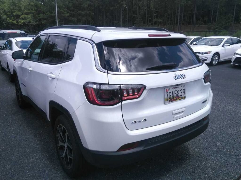 Used 2024 Jeep Compass Latitude Latitude 4x4