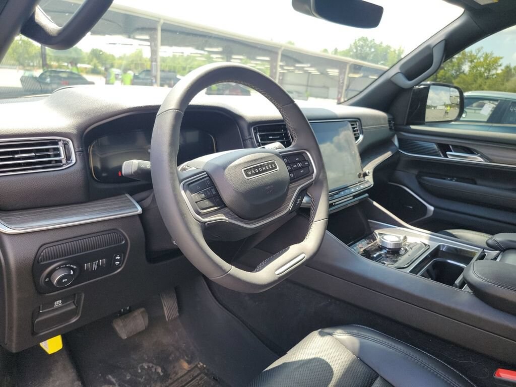 Used 2023 Jeep Wagoneer Series III Series III 4x4