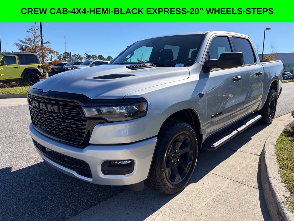 2027 Ram 1500 TRADESMAN CREW CAB 4X4 Pickup