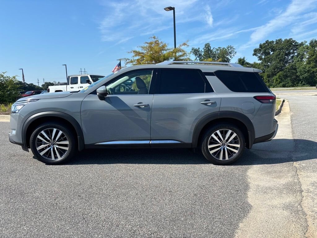 Used 2022 Nissan Pathfinder Platinum Platinum 4WD