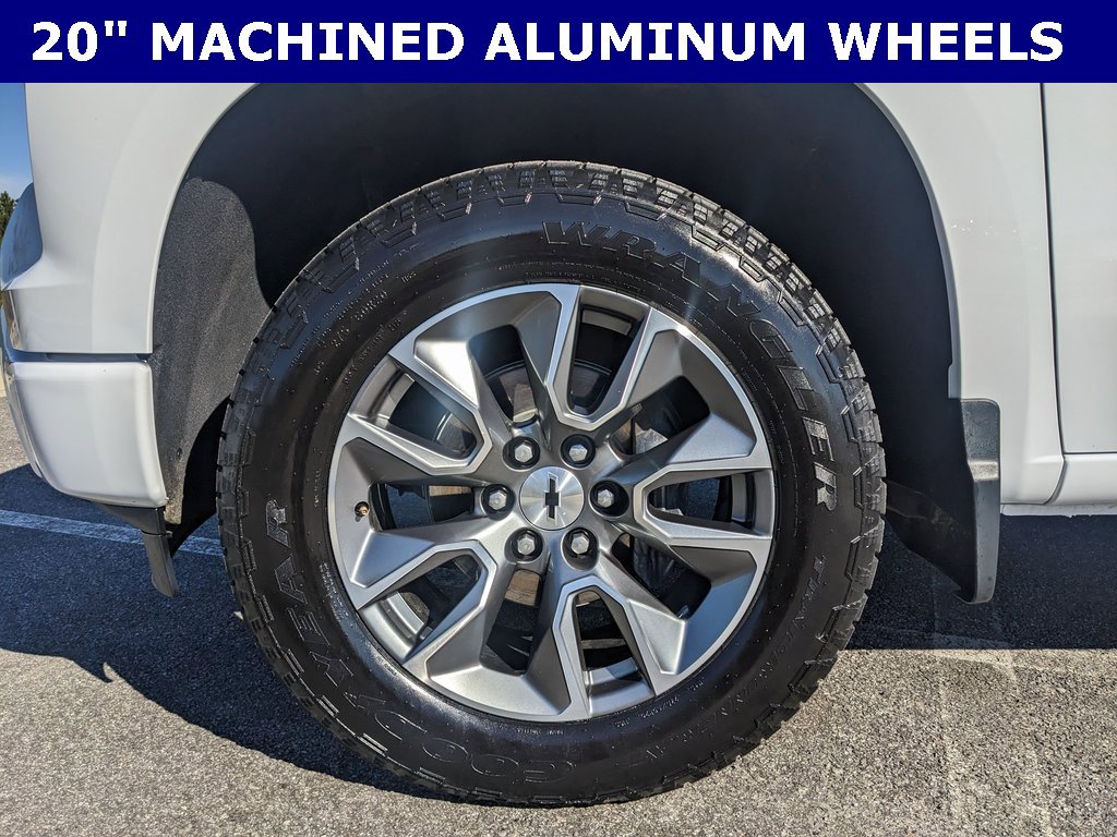 2024 Chevrolet Silverado 1500 RST photo 2