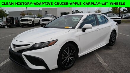 2023 Toyota Camry SE SE Auto