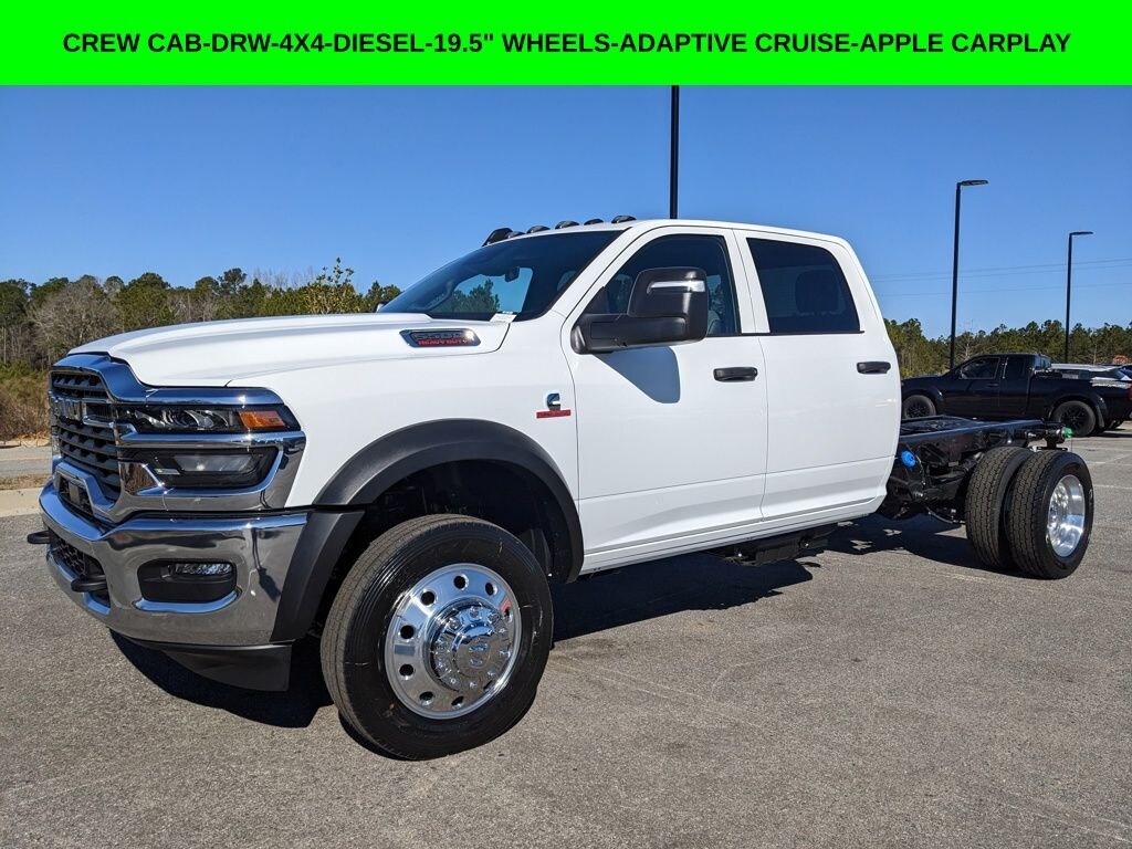 New 2026 Ram 5500 Chassis Cab TRADESMAN CREW 4X4 60' CA Pickup