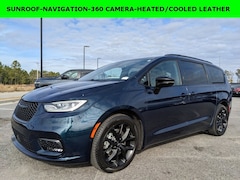 2024 Chrysler Pacifica Limited Limited FWD