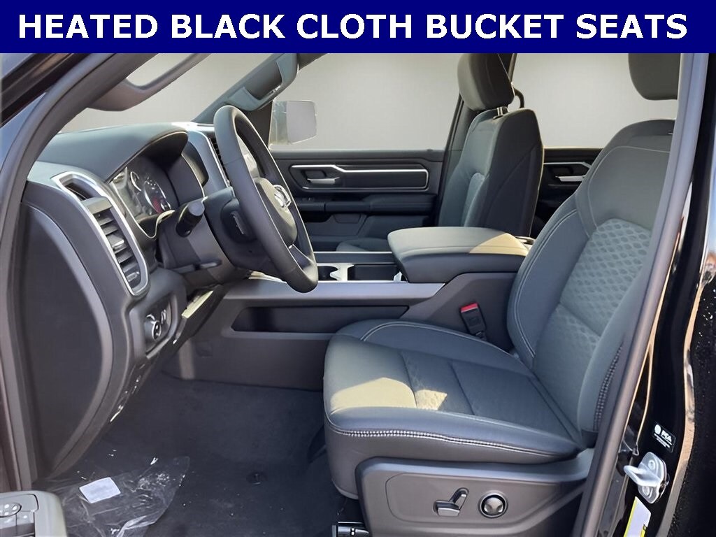 New 2026 Ram 1500 BIG HORN CREW CAB 4X2 5'7 BOX Pickup