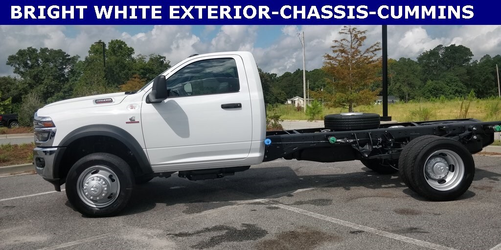 New 2025 Ram 4500 Chassis Cab 4500 TRADESMAN CHASSIS REGULAR CAB 4X4 84' CA Pickup