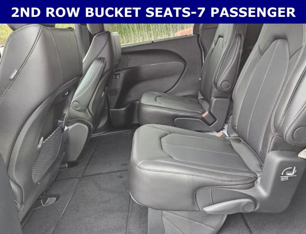 New 2027 Chrysler Pacifica SELECT Passenger Van