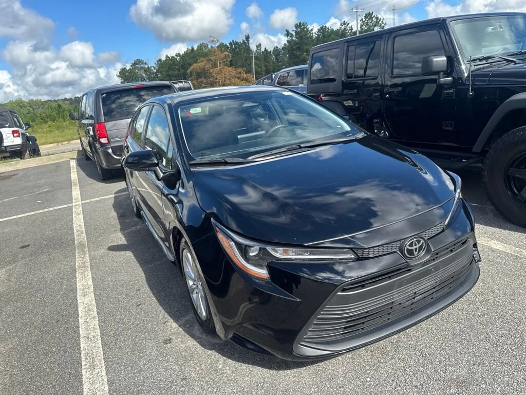 Used 2023 Toyota Corolla LE LE CVT