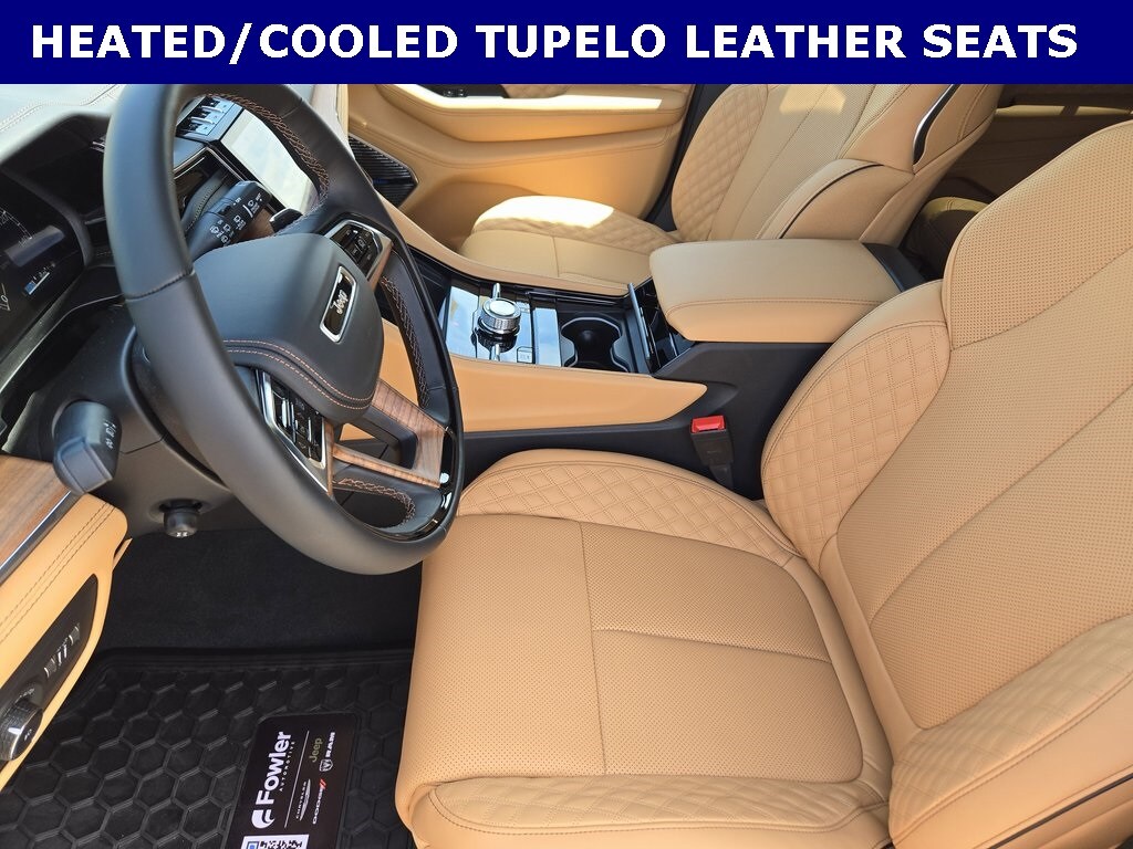 2025 Jeep Grand Cherokee L Summit Reserve photo 3