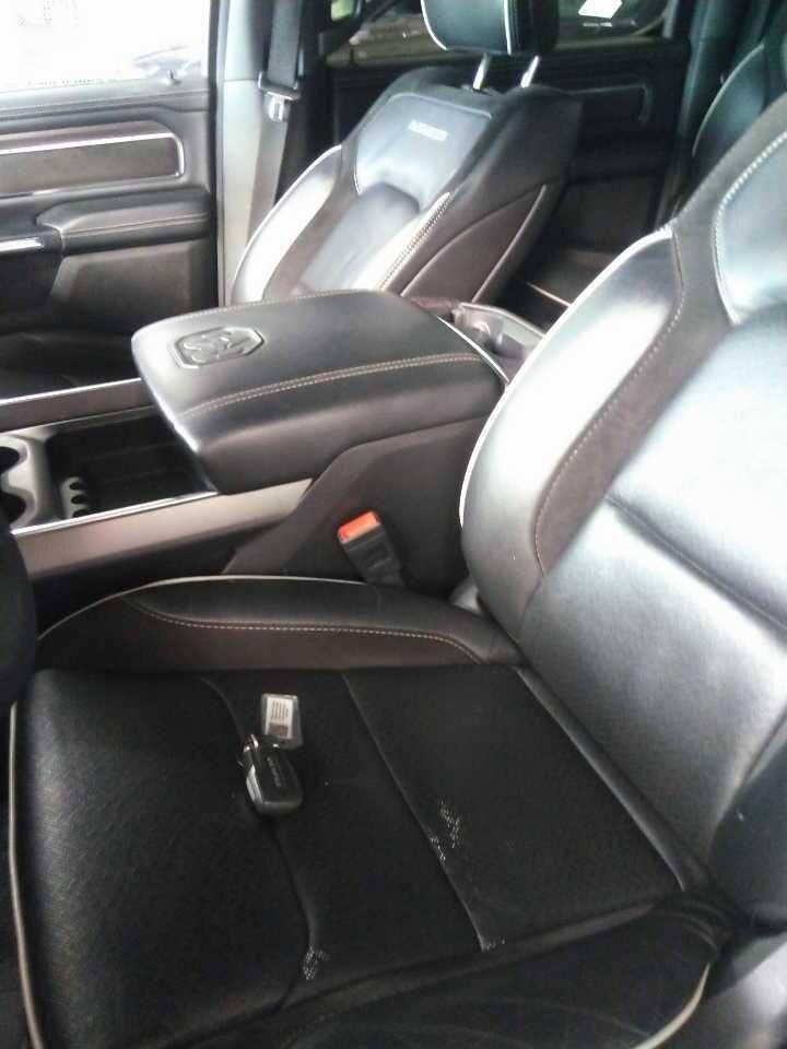 2025 Ram 1500 Laramie photo 3