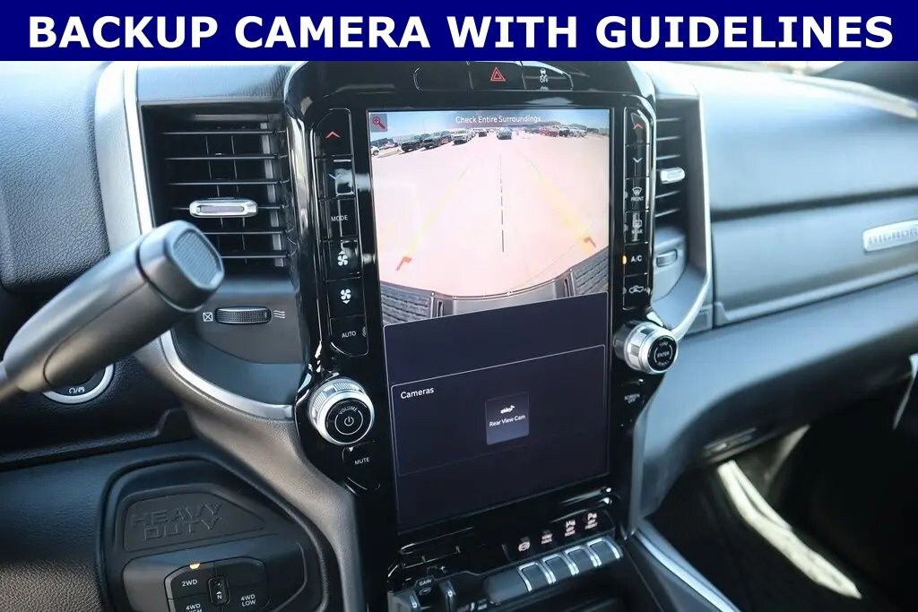 New 2026 Ram 3500 LARAMIE CREW CAB 4X4 6'4 BOX Pickup