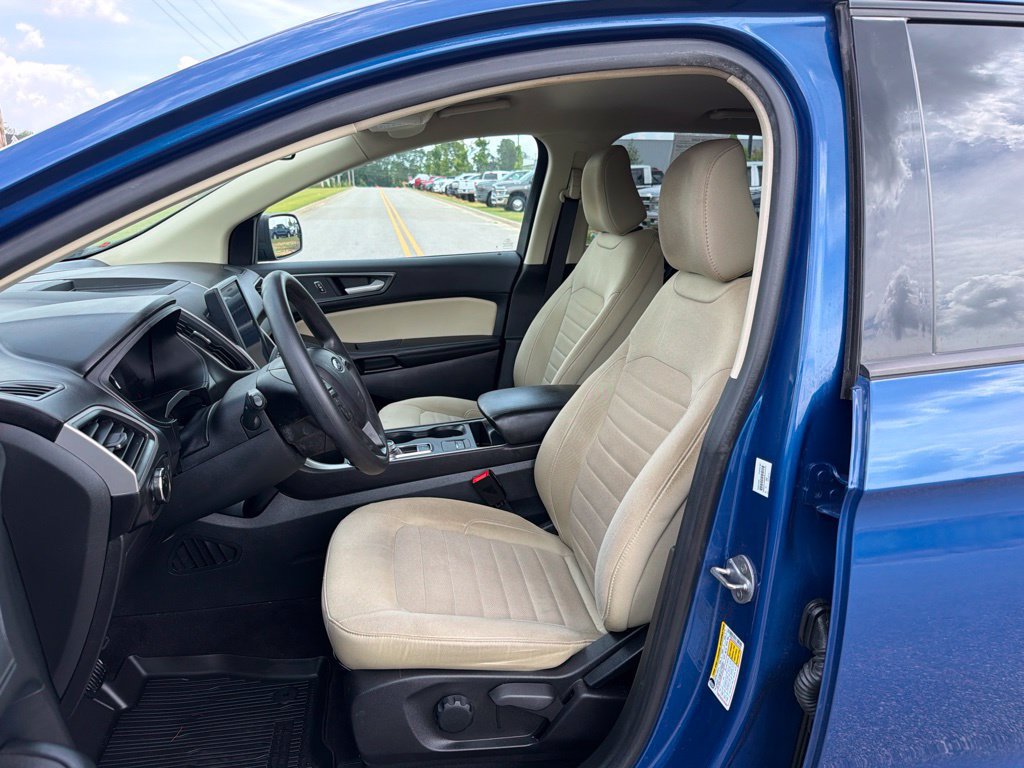 Used 2024 Ford Edge SE SE AWD