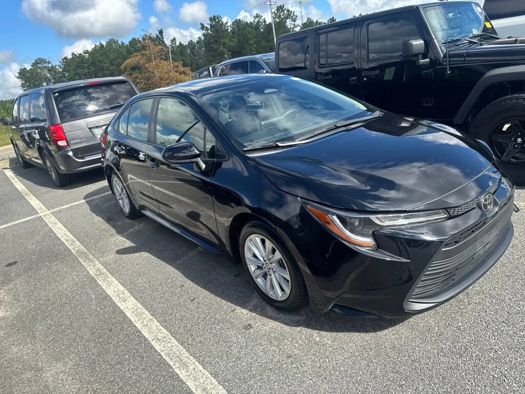 Used 2023 Toyota Corolla LE LE CVT
