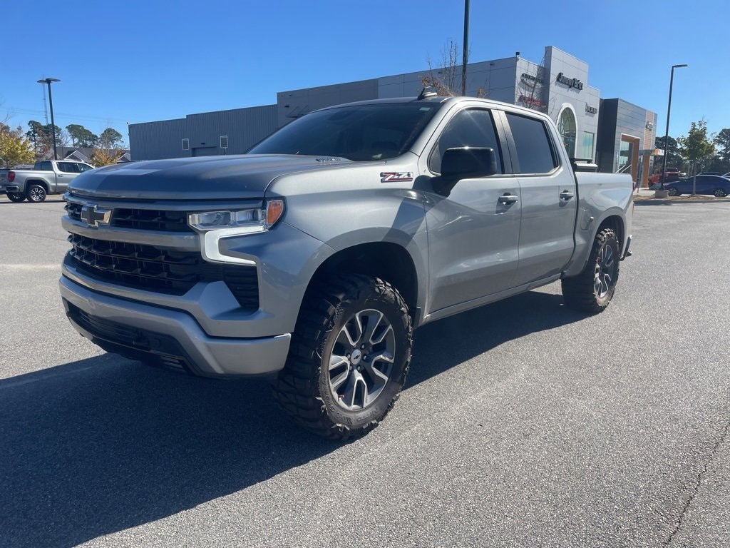 Used 2023 Chevrolet Silverado 1500 RST 4WD Crew Cab 147 RST