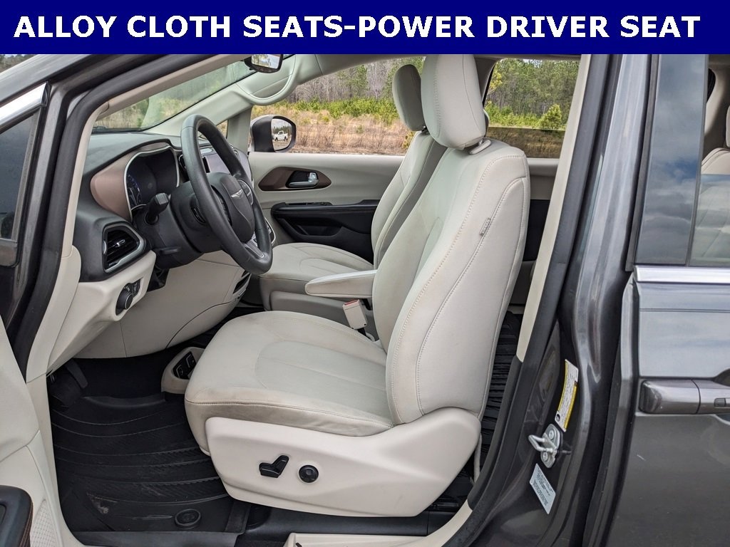 Used 2017 Chrysler Pacifica Touring Touring FWD