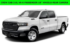 2025 Ram 1500 TRADESMAN CREW CAB 4X2 5'7 BOX 2025 Ram 1500 TRADESMAN CREW CAB 4X2 5'7 BOX Pickup