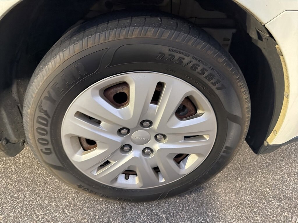 Used 2019 Dodge Journey SE SE FWD