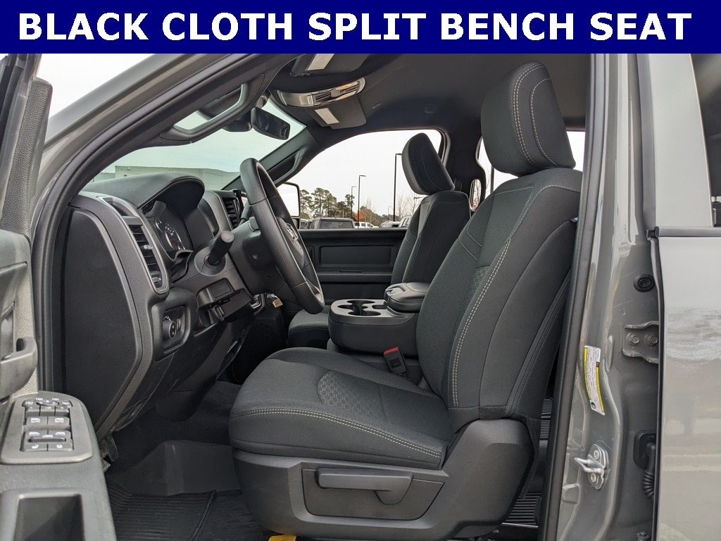 New 2026 Ram 2500 WARLOCK CREW CAB 4X4 6'4 BOX Pickup