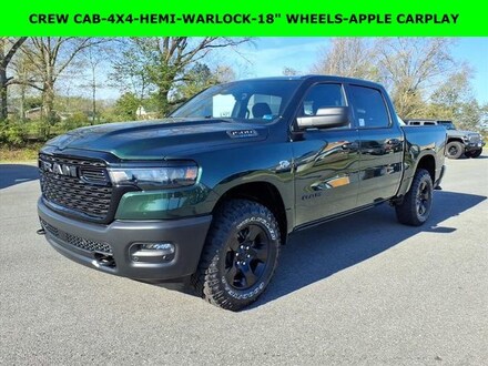 2026 Ram 1500 WARLOCK CREW CAB 4X4 5'7 BOX Pickup