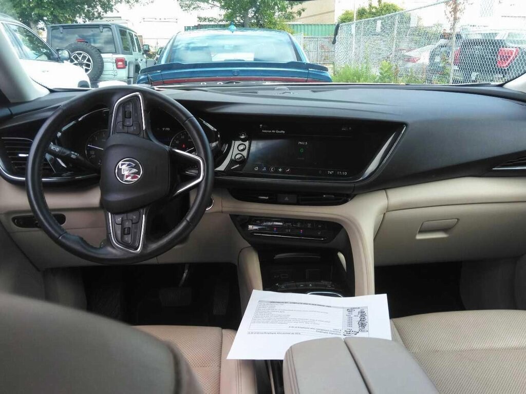 Used 2023 Buick Envision Essence FWD  Essence