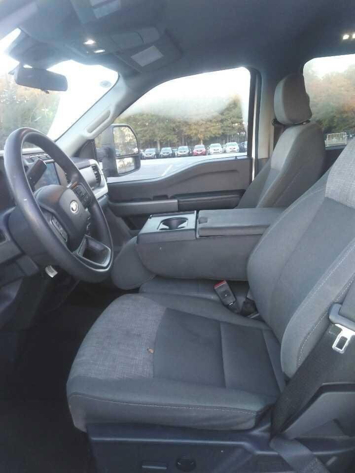 2024 Ford F-250 XLT photo 3