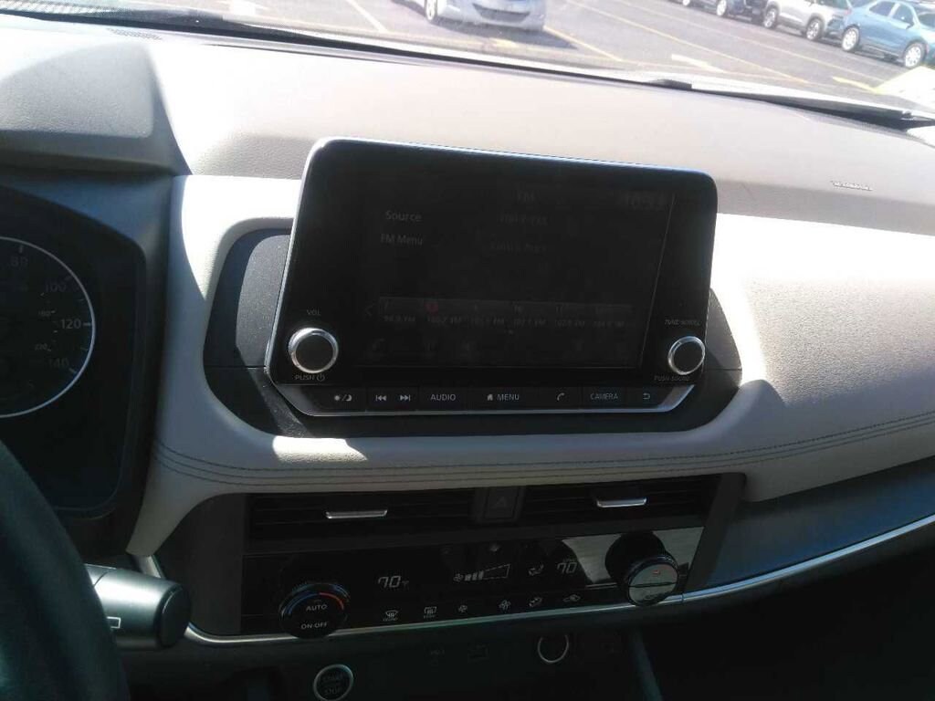 Used 2023 Nissan Rogue SV FWD SV