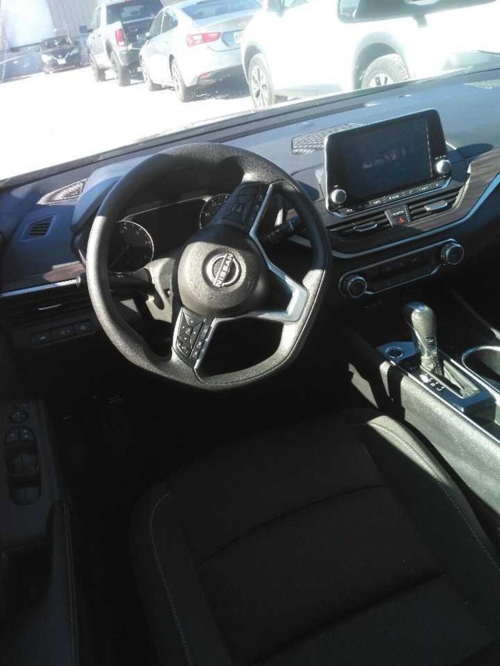 Used 2024 Nissan Altima 2.5 SV Sedan