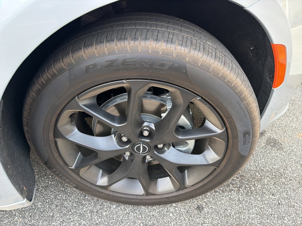 2026 Chrysler Pacifica photo 2