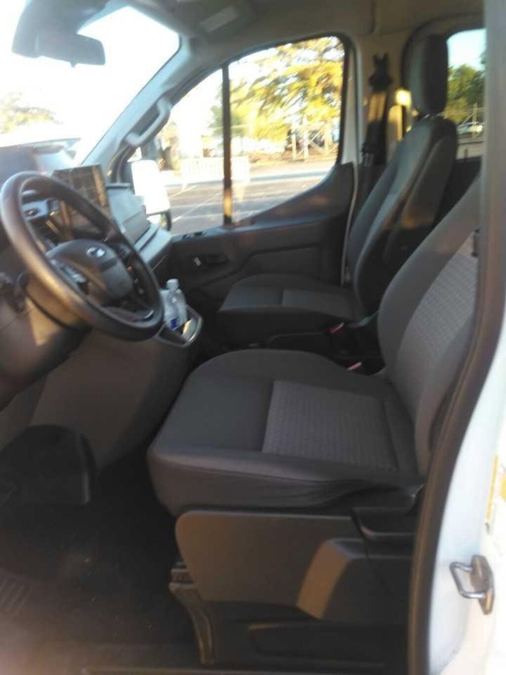 Used 2023 Ford Transit Passenger Wagon XLT T-350 148 Low Roof XLT RWD