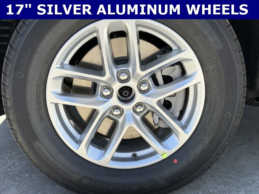 New 2025 Jeep Grand Cherokee LAREDO 4X2 Sport Utility