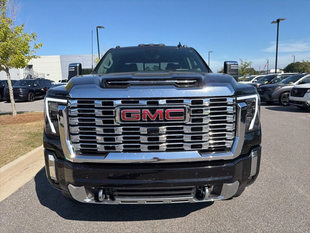 Used 2025 GMC Sierra 2500HD Denali 4WD Crew Cab 159 Denali