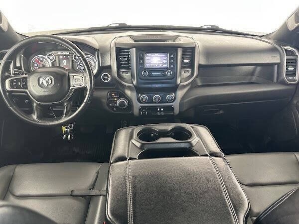 2023 Ram 1500 Tradesman photo 2