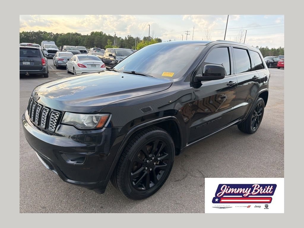 Used 2017 Jeep Grand Cherokee Altitude Altitude 4x2 *Ltd Avail*