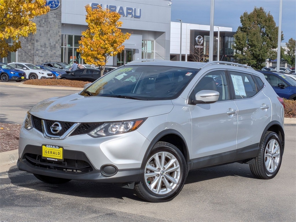 Used 2017 Nissan Rogue Sport SV with VIN JN1BJ1CP9HW021252 for sale in North Aurora, IL