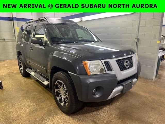 2010 Nissan Xterra SE's photo