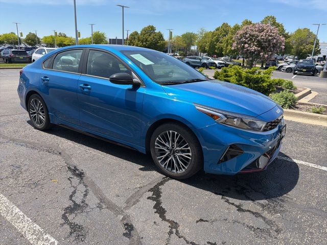 2023 Kia Forte GT-Line AT's photo
