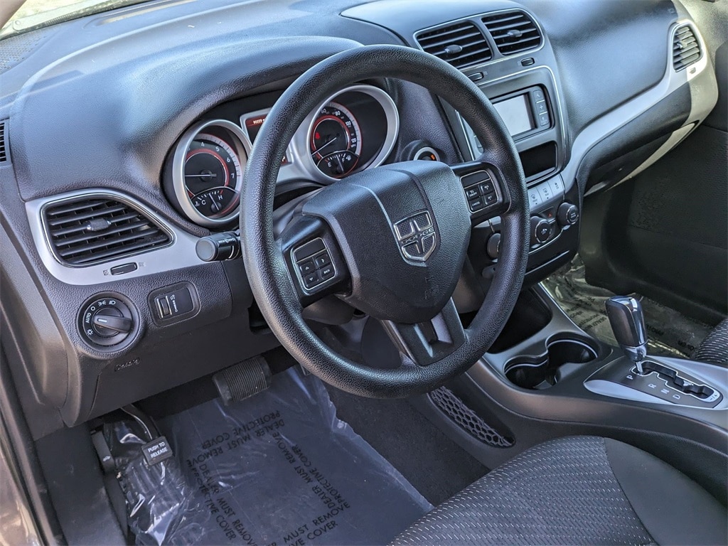 Used 2020 Dodge Journey SE with VIN 3C4PDCAB9LT276768 for sale in North Aurora, IL