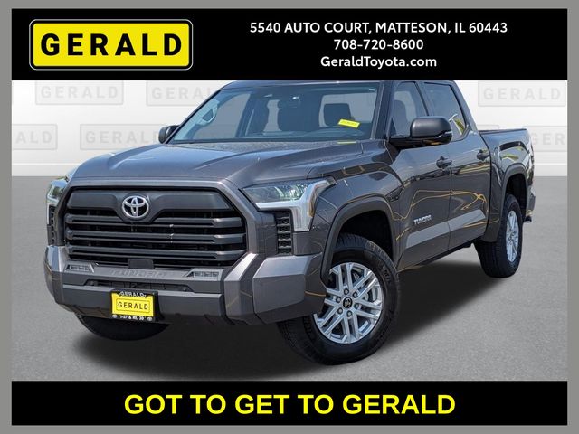 2022 Toyota Tundra SR5 3.4L 4WD CrewMax 5.5' Bed's photo