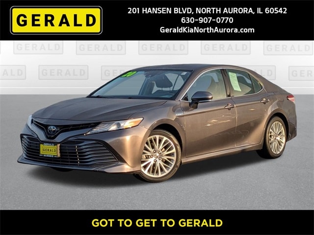 2020 Toyota Camry XLE's photo