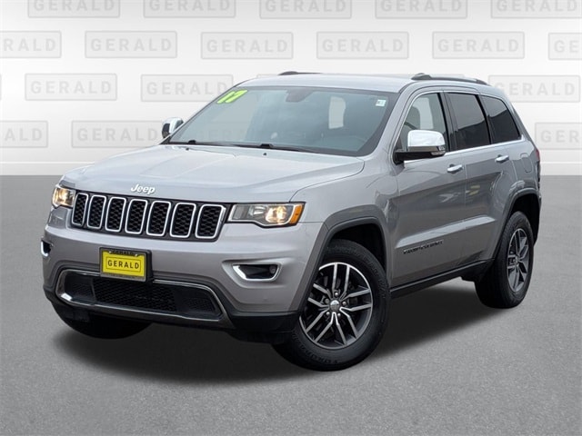 2017 Jeep Grand Cherokee Limited's photo