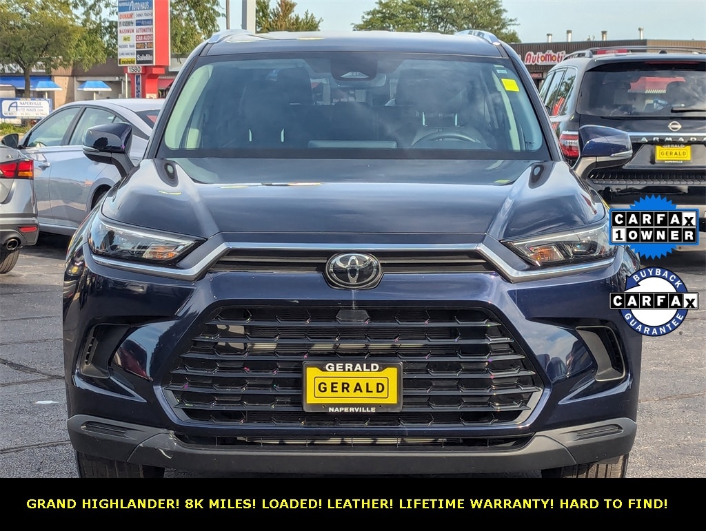 Used 2024 Toyota Grand Highlander XLE with VIN 5TDAAAB55RS030475 for sale in North Aurora, IL