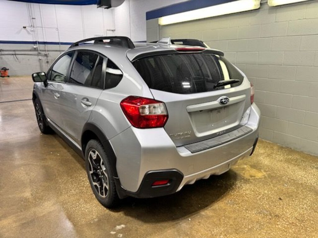 Used 2017 Subaru Crosstrek 2.0i Premium SUV